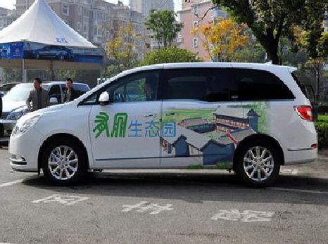 明溪户外车贴喷绘如何保持效果?